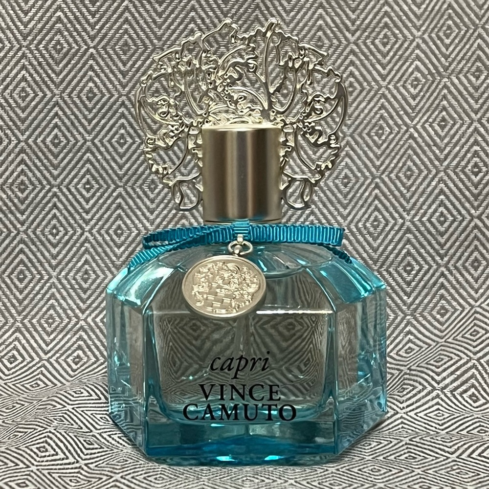 NWOT CAPRI by Vince Camuto